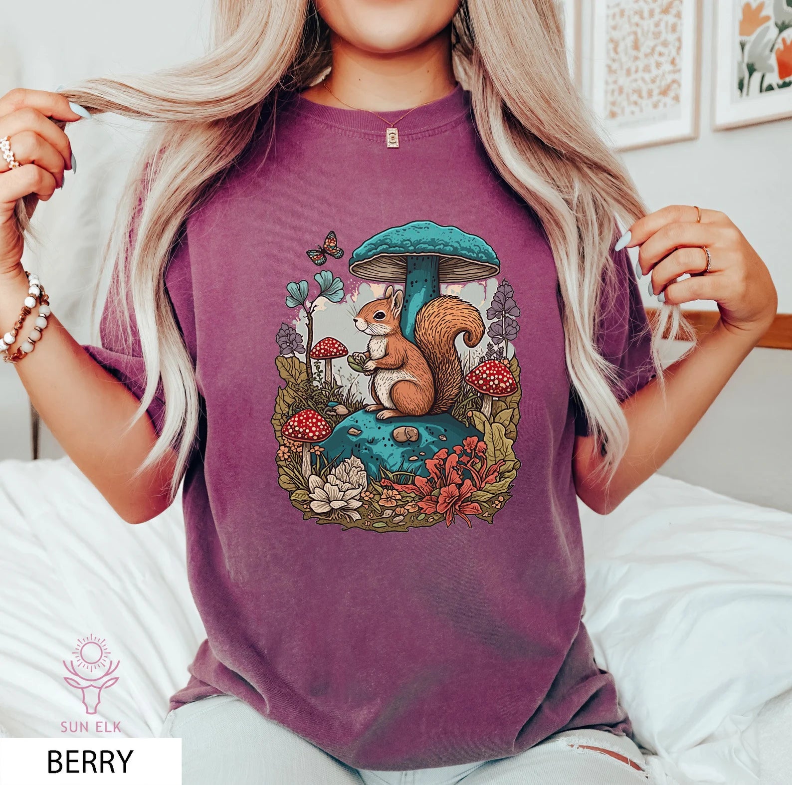 Cute Fairycore Squirrel Unisex Shirt